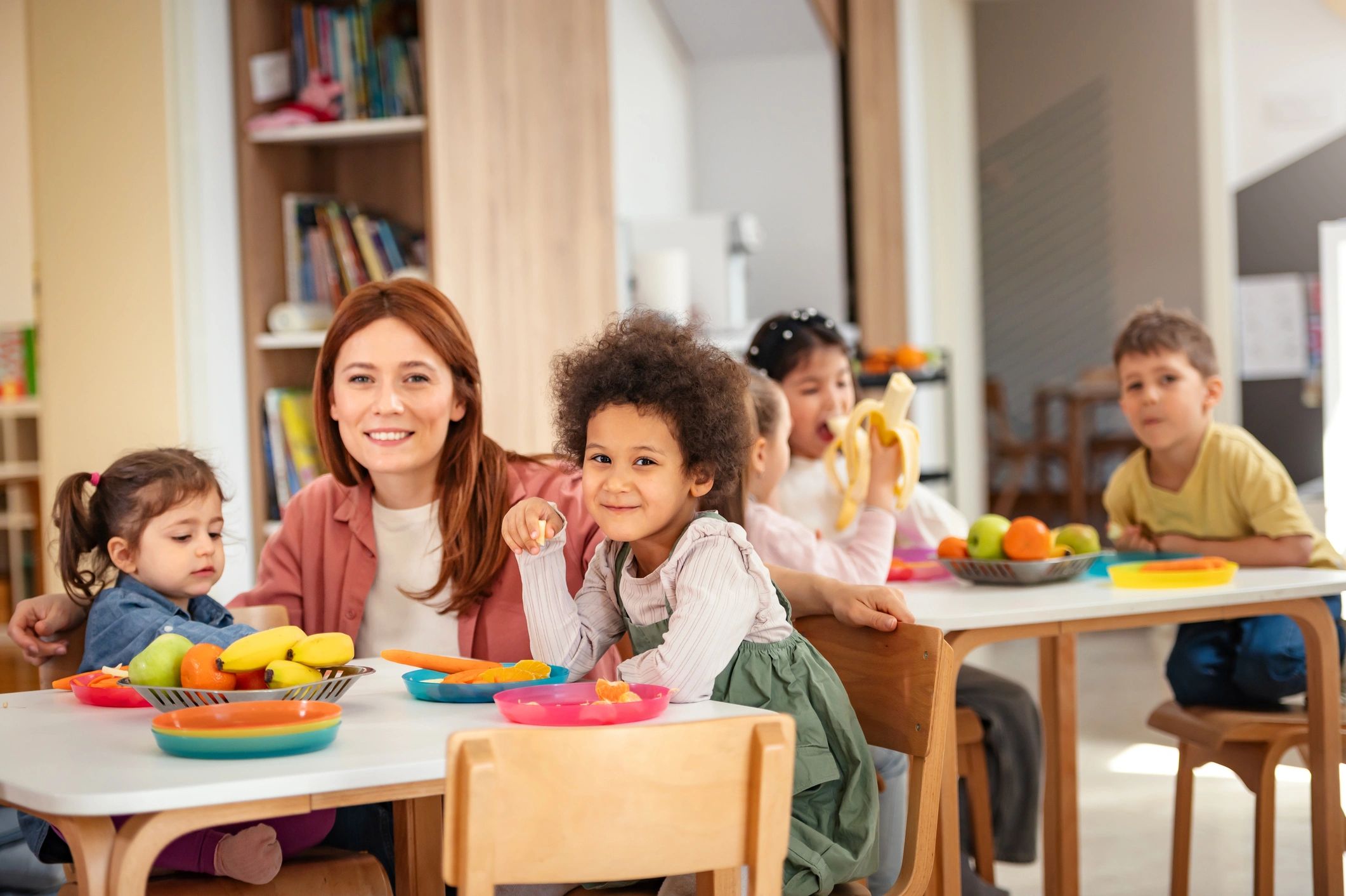 kids eating healthy meals daycare